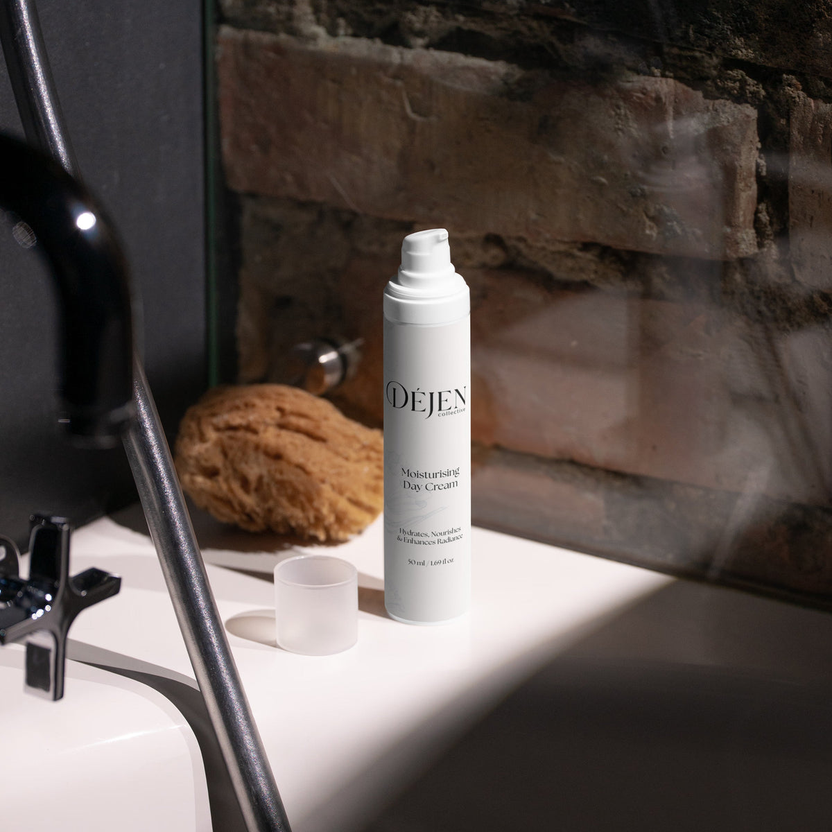 HydraGlow Daily Moisturising Cream
